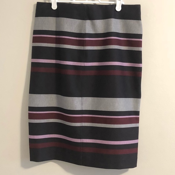 JOE FRESH front slit striped pencil skirt - Picture 3 of 7